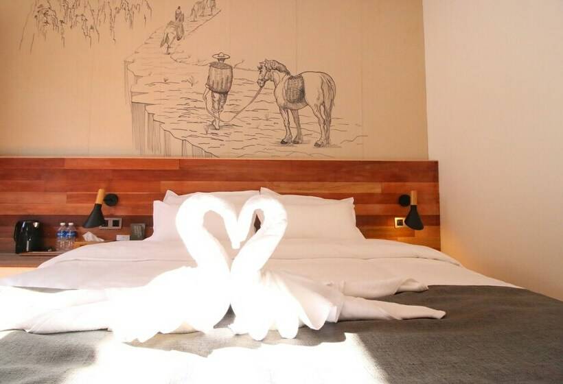 디럭스 룸, Lijiang Shuhe Travelling With