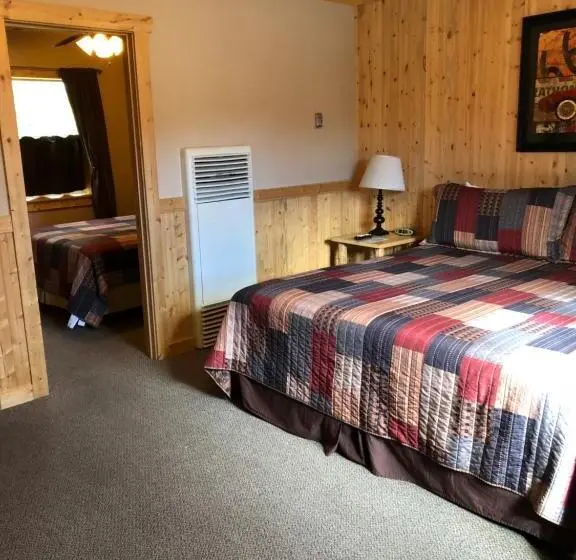 Superior-perhehuone, Red Lodge Inn
