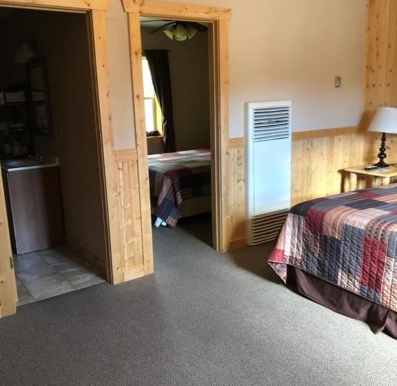 Семейный Номер Deluxe, Red Lodge Inn