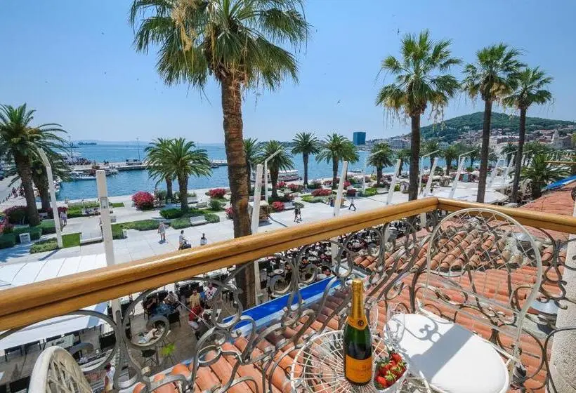 آپارتمان 1 خوابه با چشم‌انداز دریا, Riva Apartments