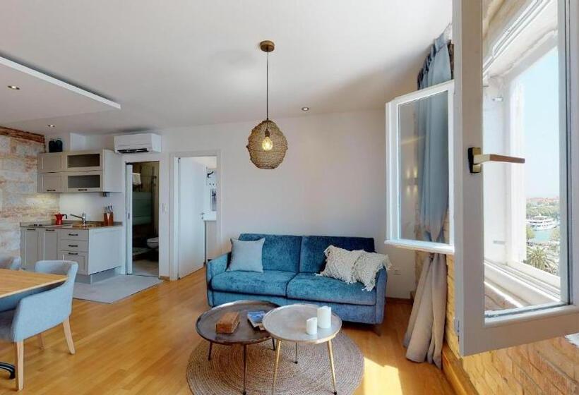 침실 2개 아파트, Riva Apartments