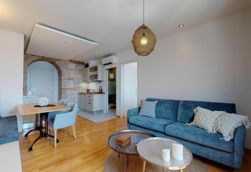 침실 2개 아파트, Riva Apartments