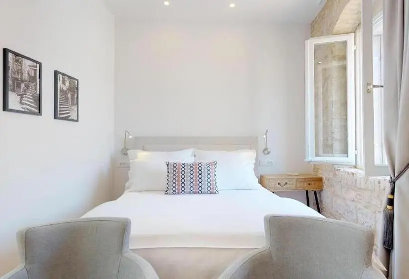 اتاق استاندارد, Riva Apartments