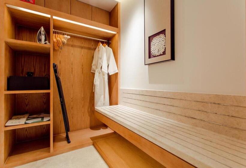 Люкс Панорамный Вид, Sanya Conifer Resort