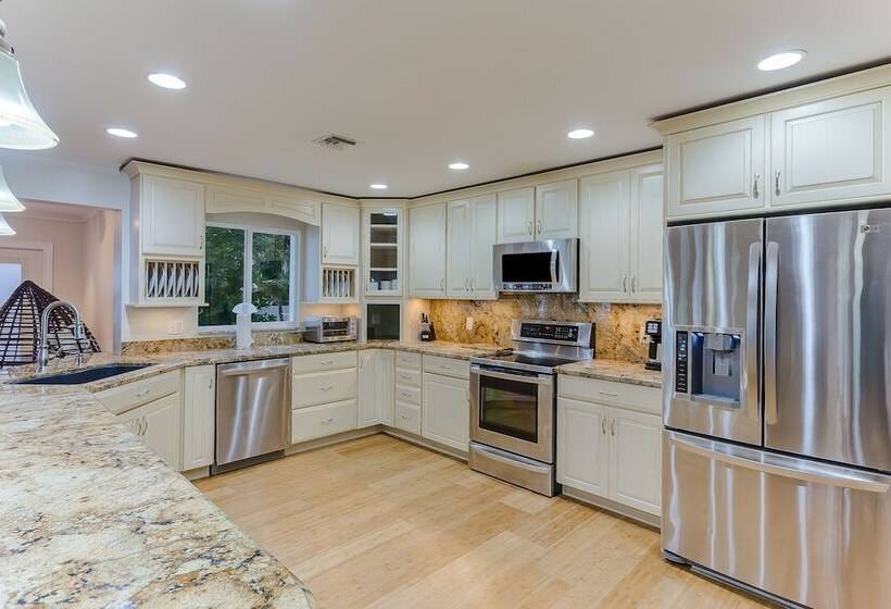 منزل 4 غرف نوم, La Jolla Resort