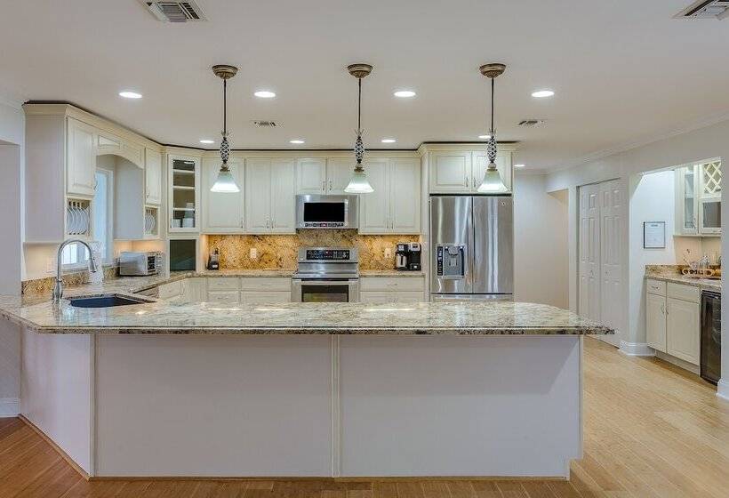 منزل 4 غرف نوم, La Jolla Resort