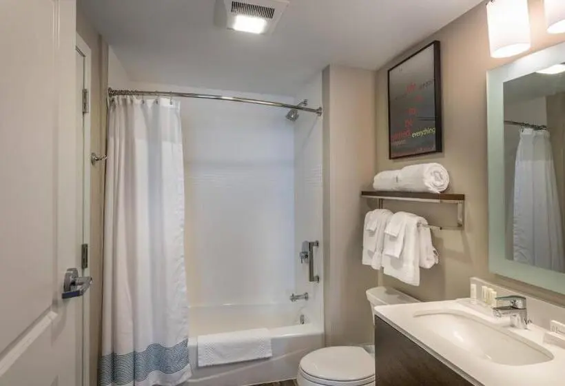 اتاق لوکس, Towneplace Suites By Marriott Milwaukee Oak Creek