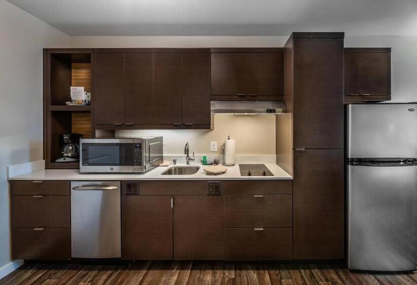 اتاق لوکس, Towneplace Suites By Marriott Milwaukee Oak Creek