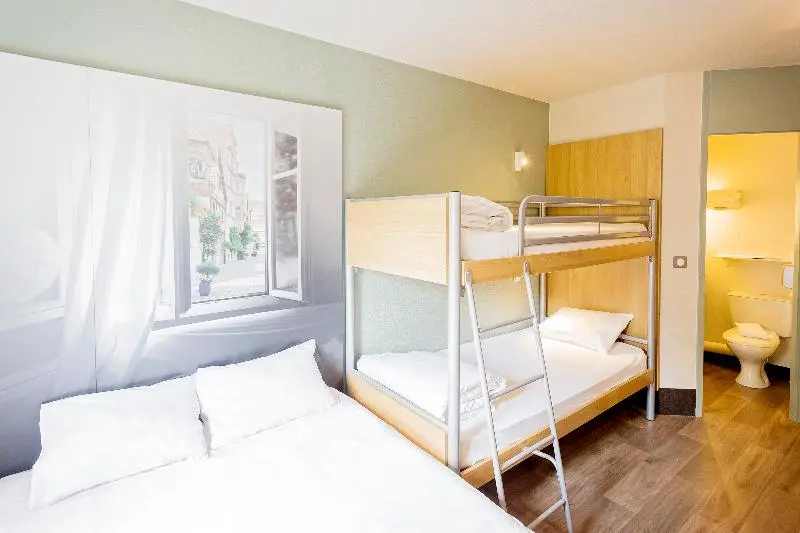 スタンダード４人部屋, B&b Hotel Aix En Provence Pont De L Arc