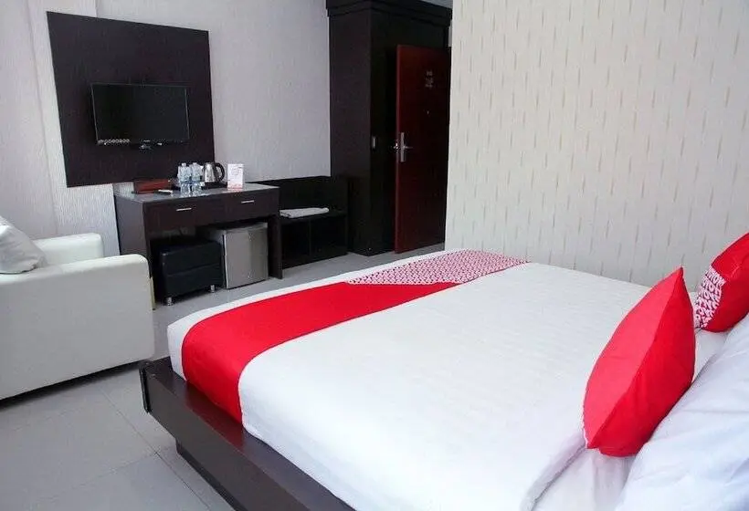 デラックススイート, Reddoorz At Hotel Gajah Mada Palu