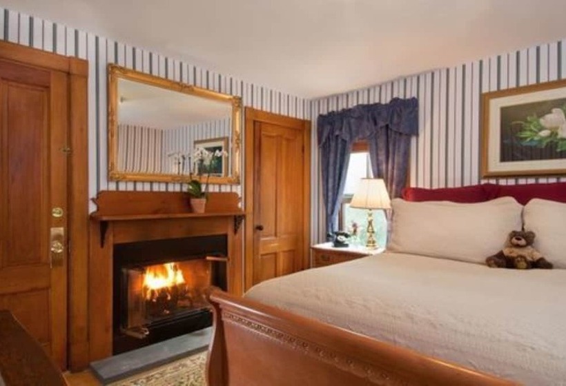 스탠다드 룸, Inn At Ellis River