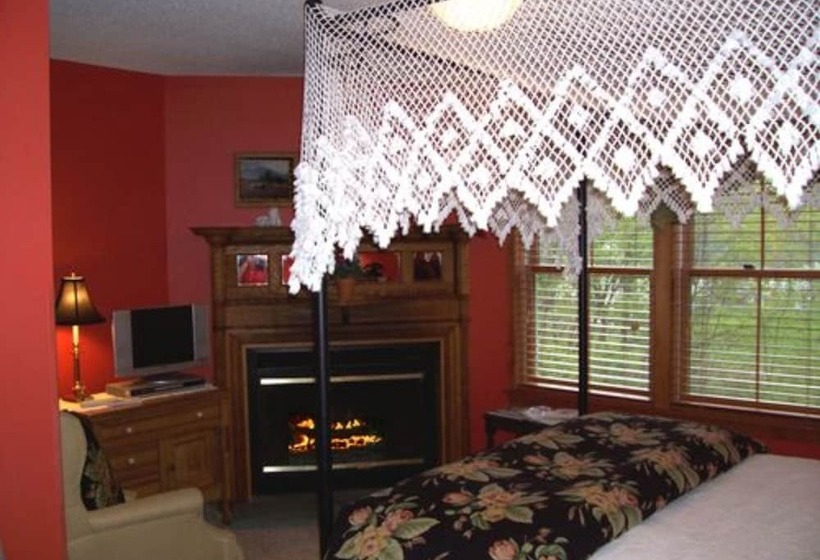 스탠다드 룸, Inn At Ellis River