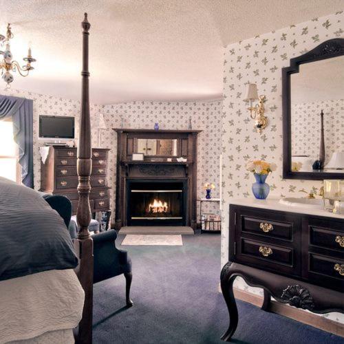 스탠다드 룸 킹사이즈 침대, Inn At Ellis River