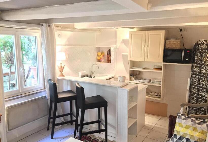 جناح, Mhl   Maison Hotel Lyon