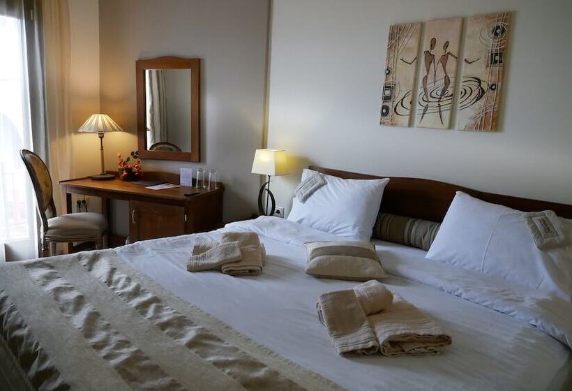 חדר סטנדרט, Rodovoli