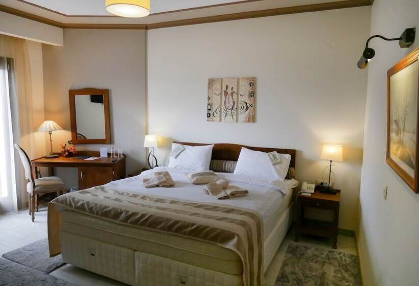 חדר דלוקס, Rodovoli