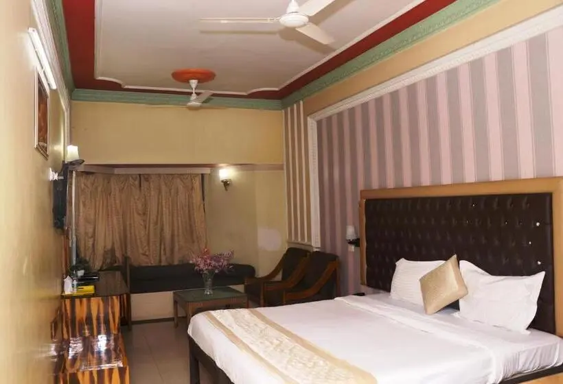 Superior Zimmer Kingsize Bett, Samrat International