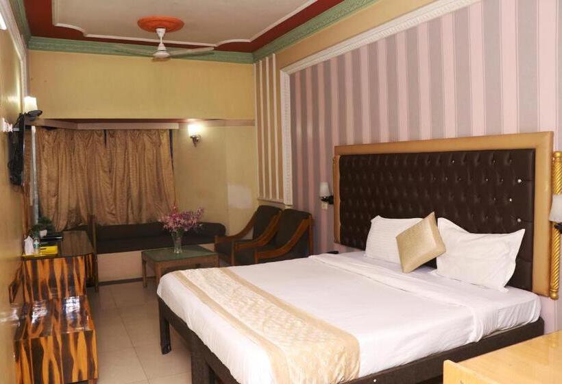 Номер Superior Кровать Кинг, Samrat International