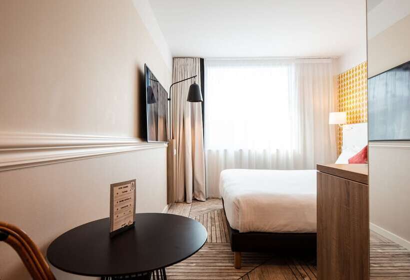 سوییت خانوادگی, The Originals Boutique, Hôtel Maison Montmartre Paris Les Puces