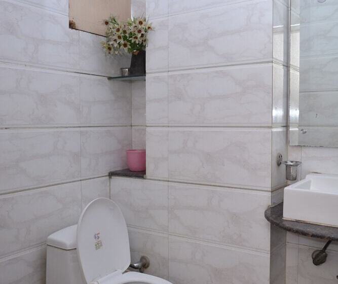 ファミリールーム, Yatri International