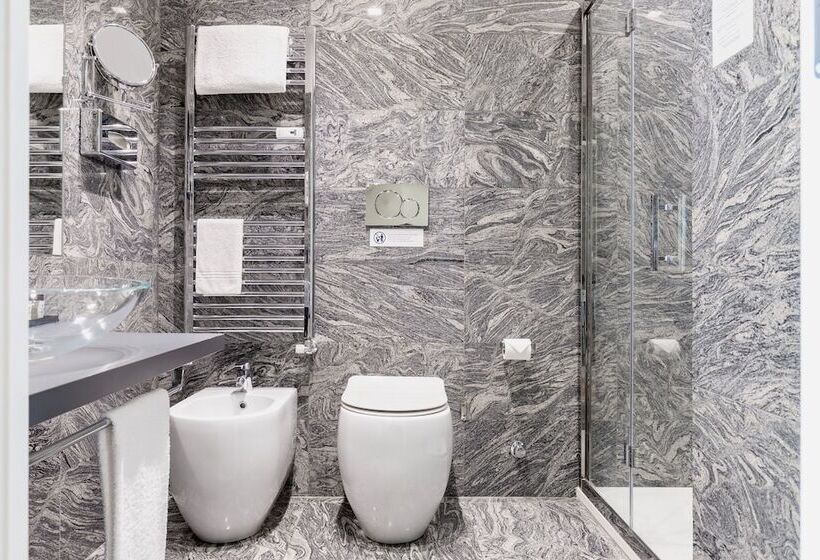 غرفة سوبيريور, Aiello Rooms San Babila