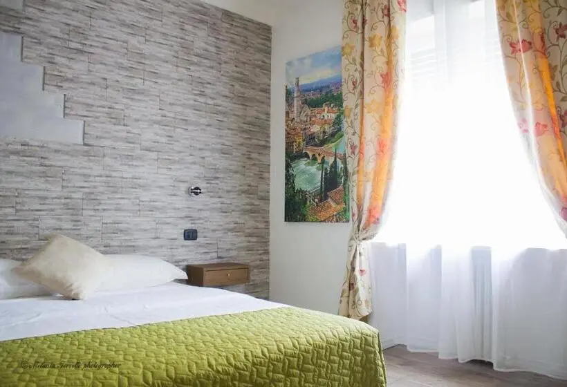 اتاق استاندارد, Aurelia Rooms