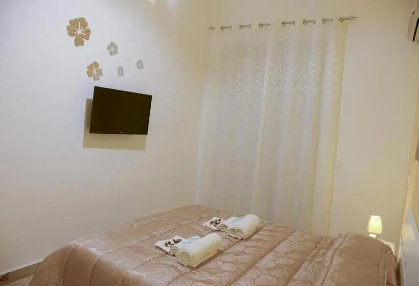 Habitación Comfort, Case Saniela