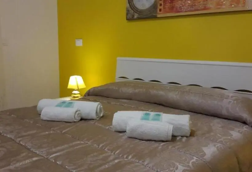 Habitación Comfort, Case Saniela