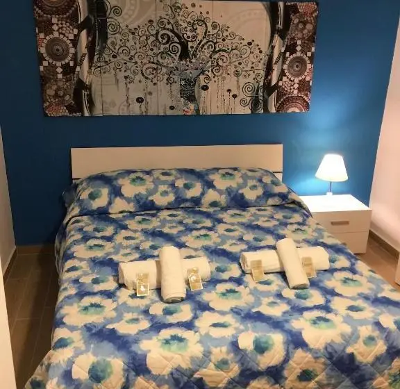 Habitación Estándar, Case Saniela