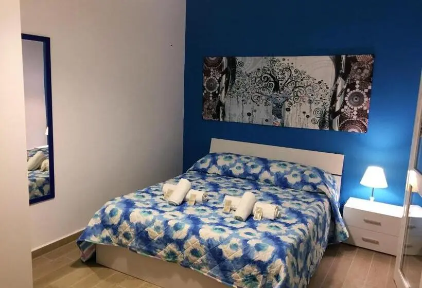 Habitación Estándar, Case Saniela