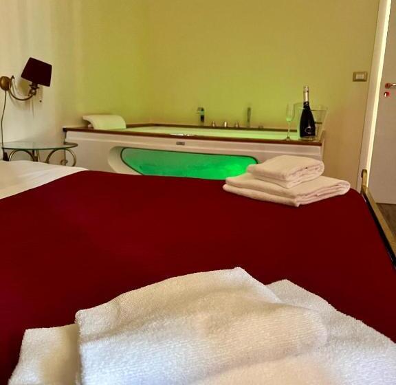 سوییت لوکس, Duca Di Uzeda Bed And Breakfast