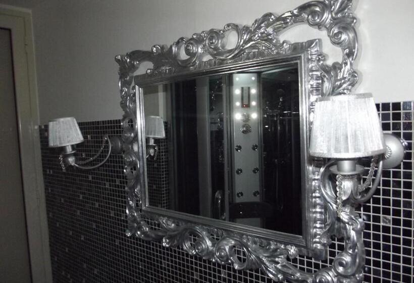 سوییت جونیور, Duca Di Uzeda Bed And Breakfast