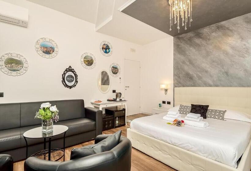 غرفة سوبيريور, My Way