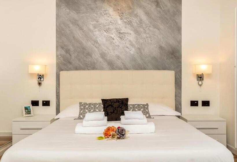 غرفة سوبيريور, My Way