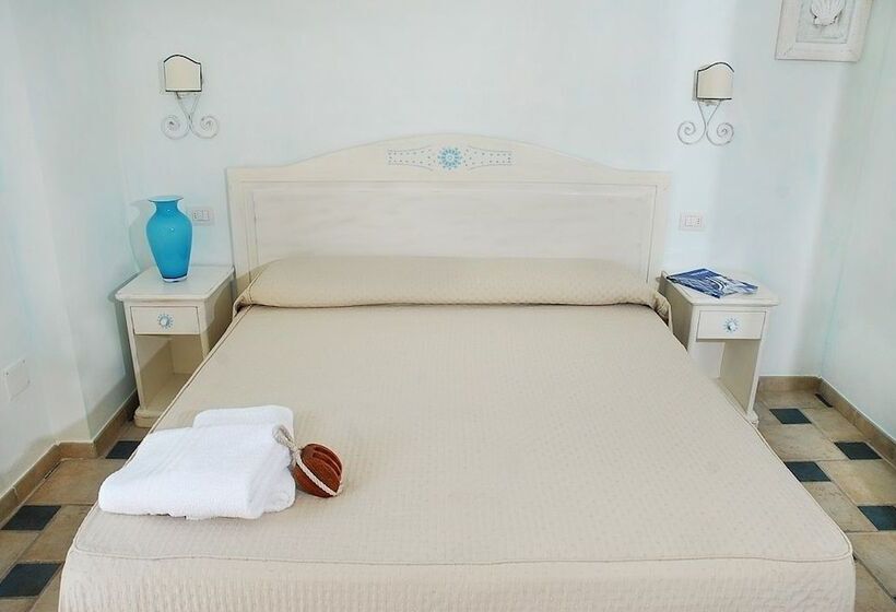 חדר סטנדרט, Patti