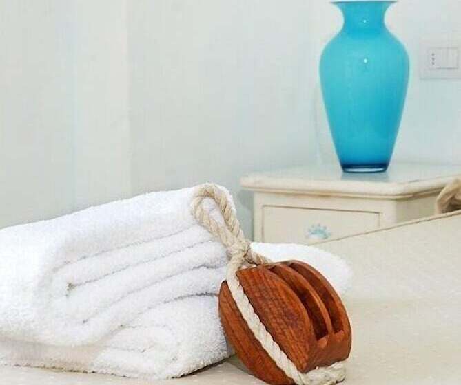 חדר משפחתי, Patti