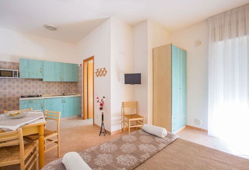 إستديو قياسى مزود بشرفة, Residence Fontana Vecchia