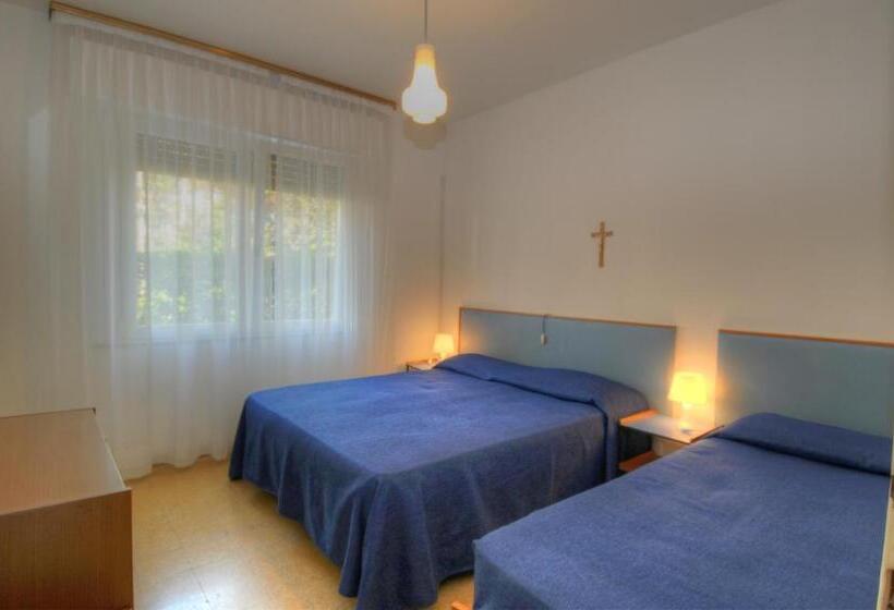 Апартаменты 2 Спальни, Residence Villa Laura