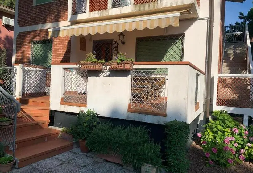 آپارتمان 1 خوابه با تراس, Residence Villa Laura