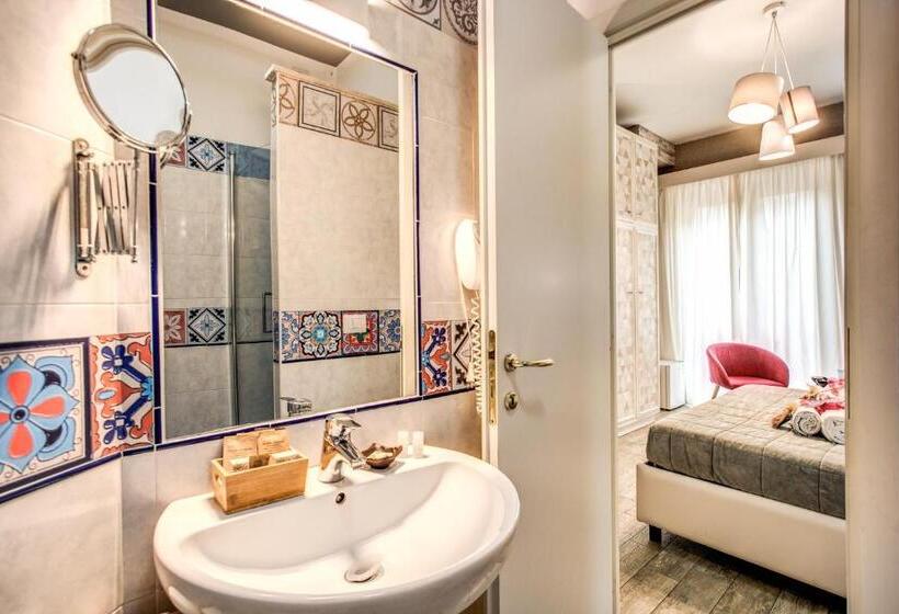 اتاق استاندارد, Santamaria Inn