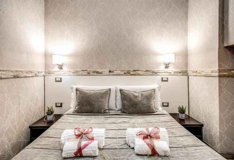 اتاق استاندارد سه نفره, Santamaria Inn