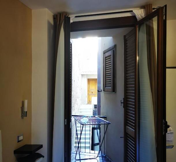 标准间, Sweetdreams Plaça Civica