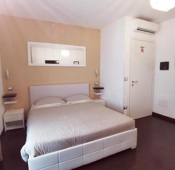 豪华房间, Sweetdreams Plaça Civica