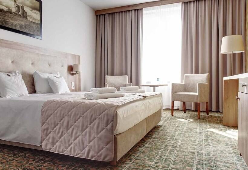 חדר סטנדרט, Arche