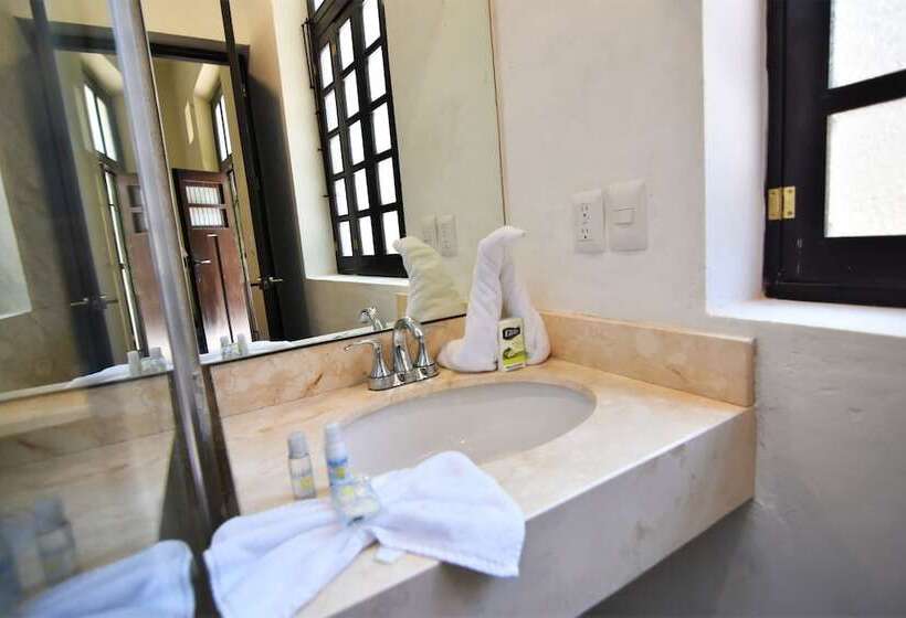 חדר דלוקס נוף בריכה, Casa Valladolid Boutique