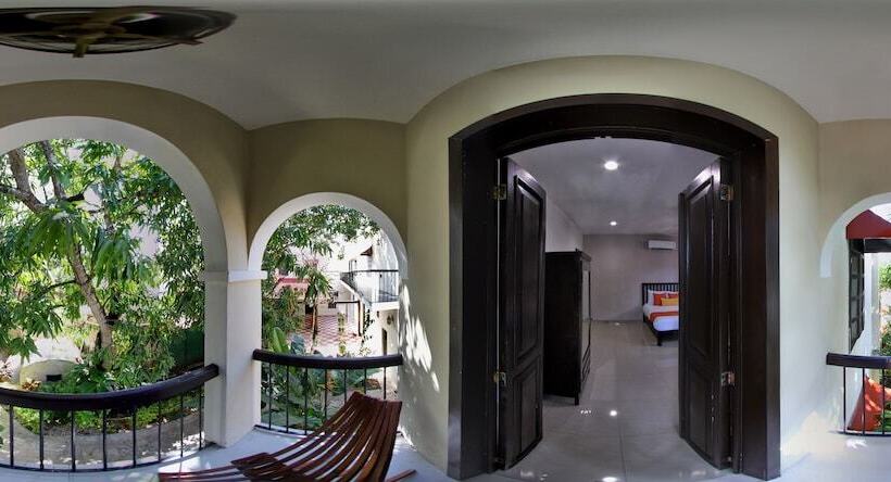 חדר דלוקס נוף בריכה, Casa Valladolid Boutique