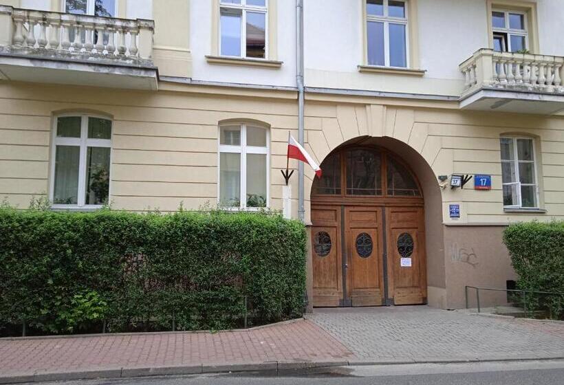 标准三人间, Green Wood Apartament Stara Ochota