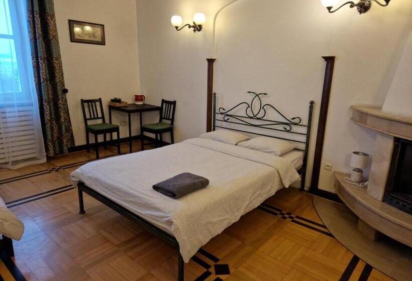 标准三人间共用浴室, Green Wood Apartament Stara Ochota