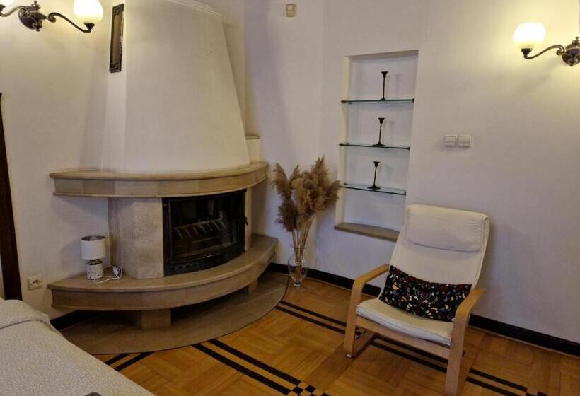 标准三人间共用浴室, Green Wood Apartament Stara Ochota