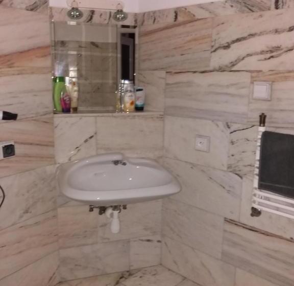 Номер Стандарт Трехместный, Green Wood Apartament Stara Ochota